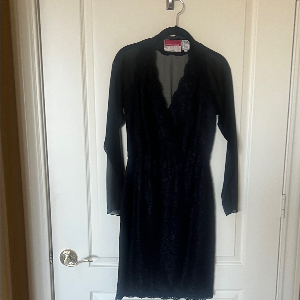 Black Lace V-Neck Long Sleeve vintage Oscar De La Renta